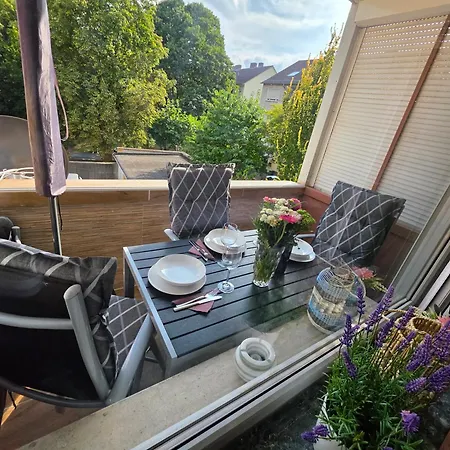 Exklusives Und Helles No 6 Mit Balkon Im Zentrum Von Kassel, Schnelles 1gbit Internet, Geschirrspueler, Boxspringbetten