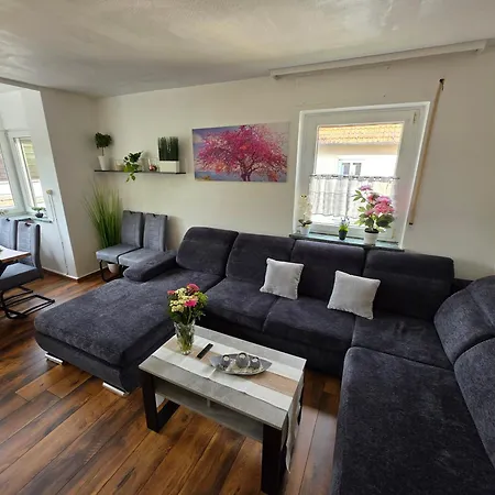 Exklusives Und Helles No 6 Mit Balkon Im Zentrum Von Kassel, Schnelles 1gbit Internet, Geschirrspueler, Boxspringbetten