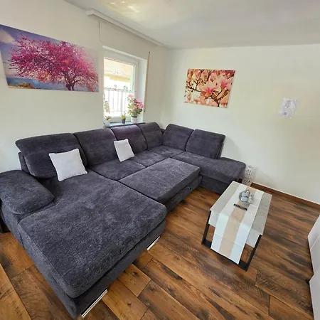 Exklusives Und Helles No 6 Mit Balkon Im Zentrum Von Kassel, Schnelles 1gbit Internet, Geschirrspueler, Boxspringbetten *