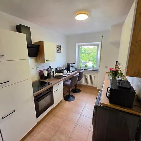 Exklusives Und Helles No 6 Mit Balkon Im Zentrum Von Kassel, Schnelles 1gbit Internet, Geschirrspueler, Boxspringbetten