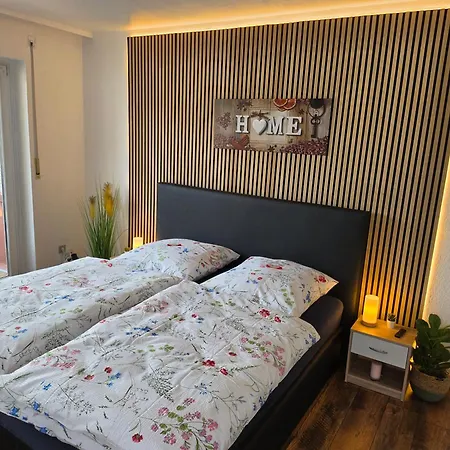 Exklusives Und Helles No 6 Mit Balkon Im Zentrum Von Kassel, Schnelles 1gbit Internet, Geschirrspueler, Boxspringbetten Kassel