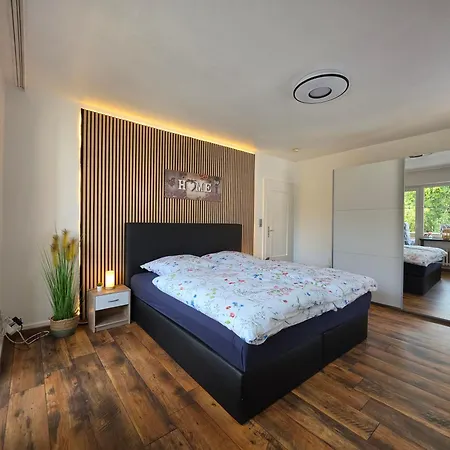 Lägenhet Exklusives Und Helles No 6 Mit Balkon Im Zentrum Von Kassel, Schnelles 1gbit Internet, Geschirrspueler, Boxspringbetten