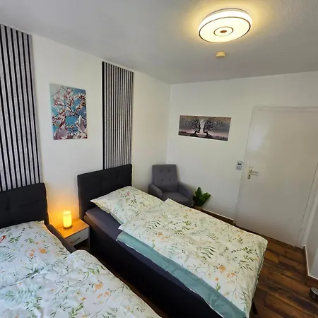 Exklusives Und Helles No 6 Mit Balkon Im Zentrum Von Kassel, Schnelles 1gbit Internet, Geschirrspueler, Boxspringbetten Kassel